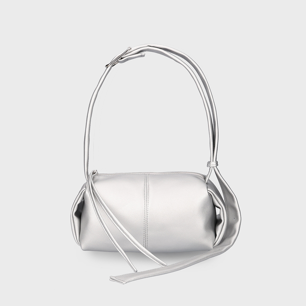 PEANUT BAG COW LEATHER SILVER